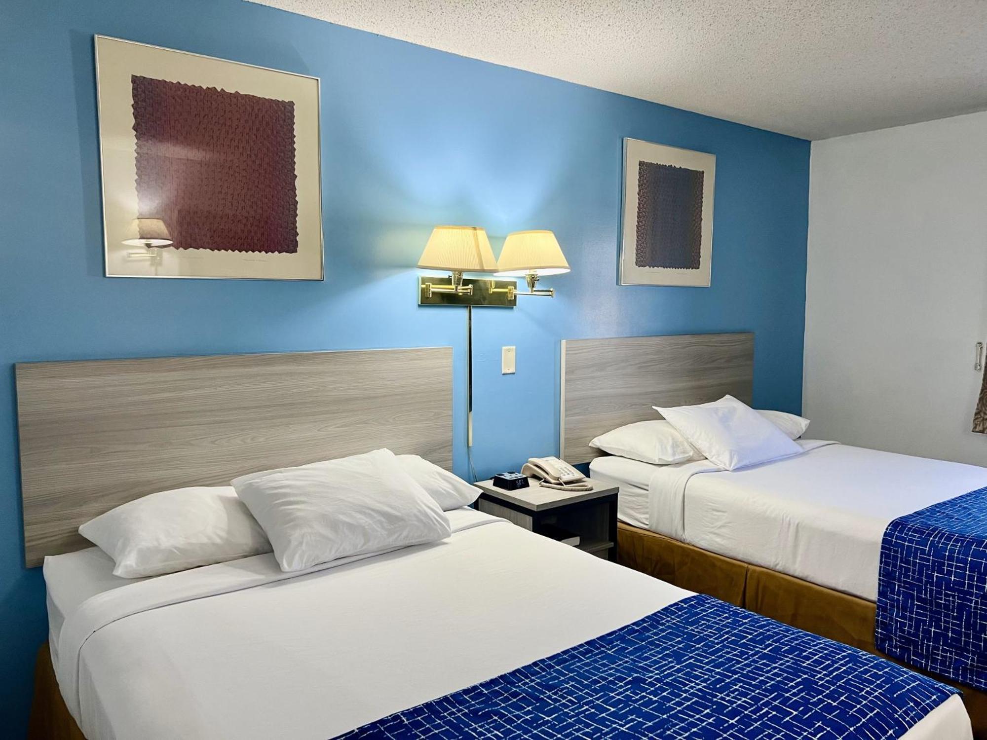 Travelodge By Wyndham Херши Экстерьер фото